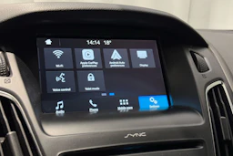 harmaa Ford Focus 2018 kuva 23.