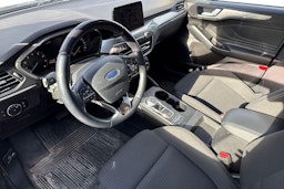 musta Ford Focus 2018 kuva 3.
