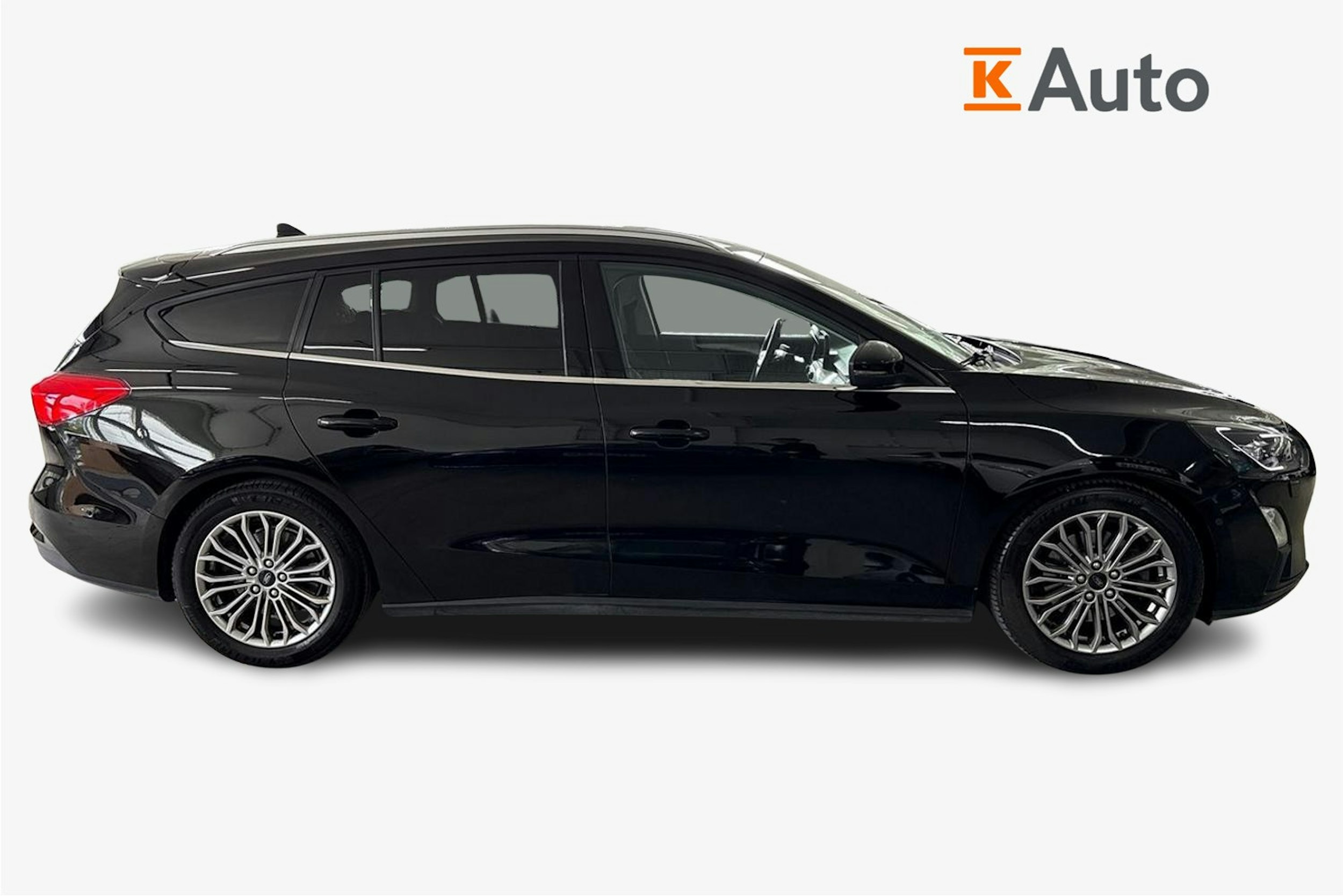 musta Ford Focus 2018 kuva 6.
