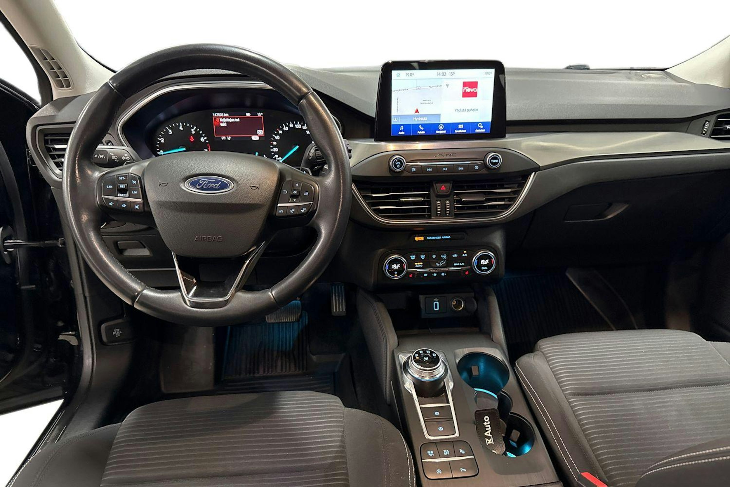musta Ford Focus 2018 kuva 9.