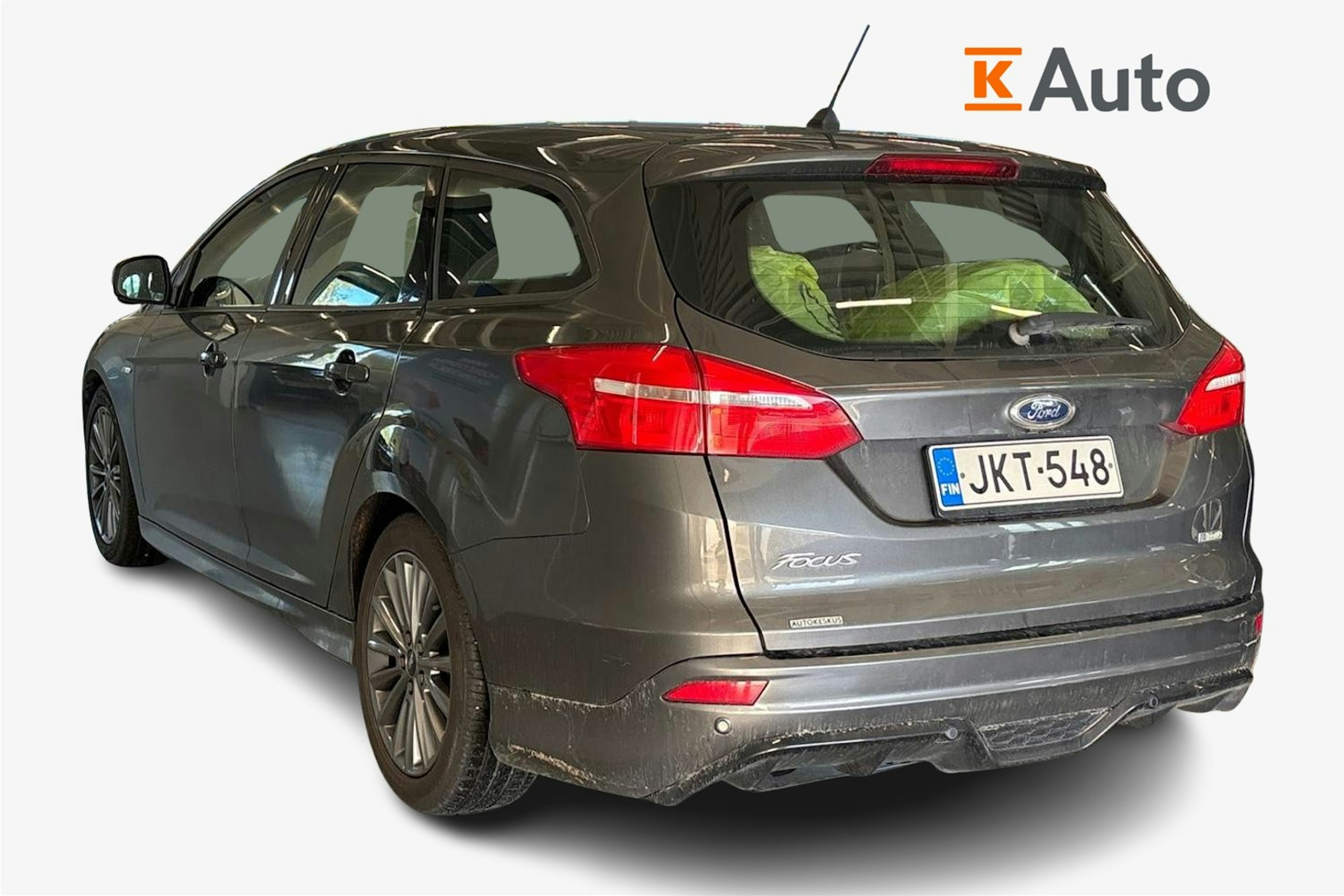 harmaa Ford Focus 2018 kuva 2.