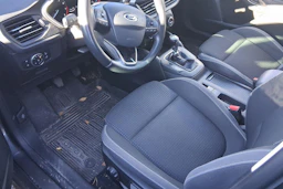 harmaa Ford Focus 2018 kuva 3.