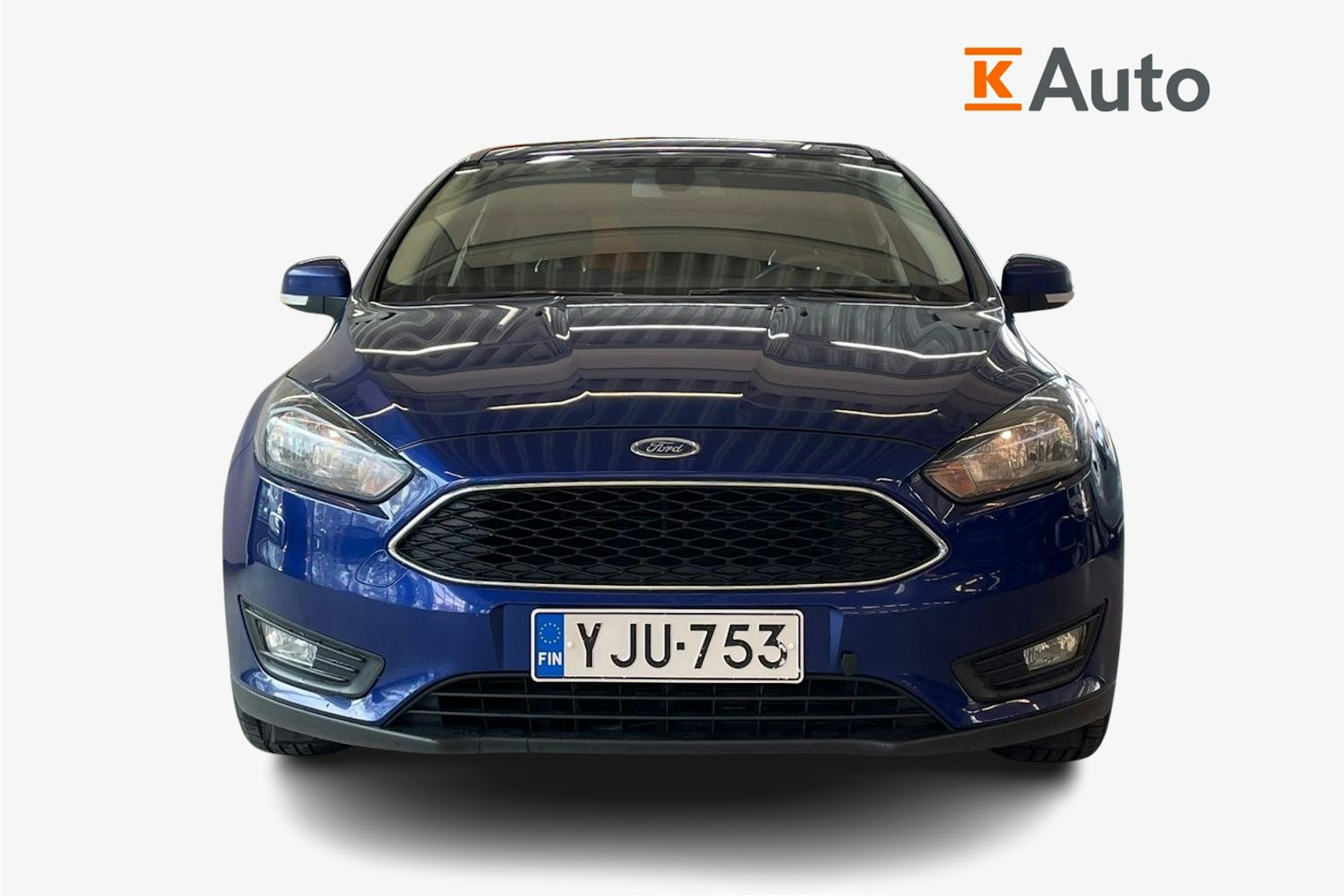 sininen Ford Focus 2018 kuva 5.