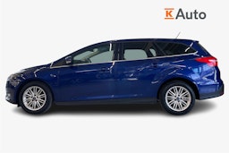 sininen Ford Focus 2018 kuva 6.