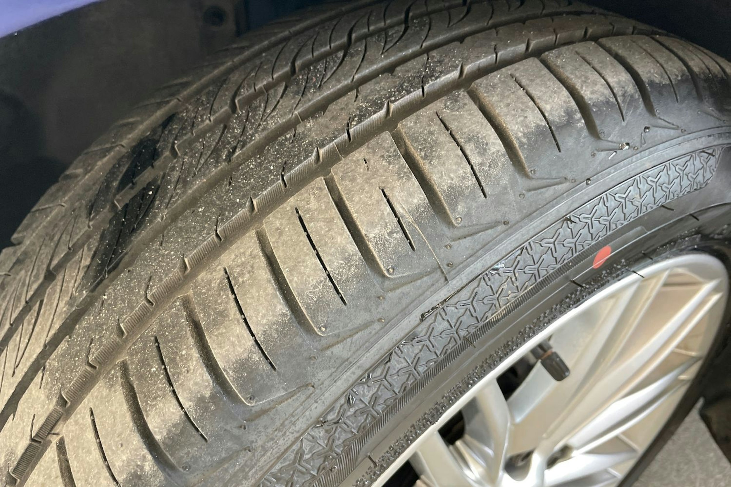 sininen Ford Focus 2018 kuva 13.
