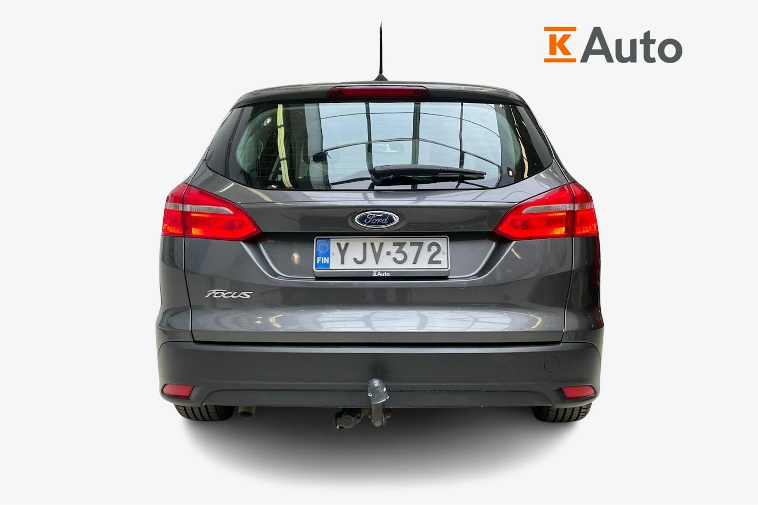 harmaa Ford Focus 2018 kuva 3.