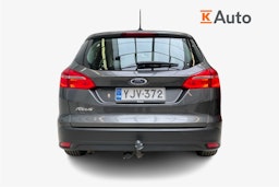 harmaa Ford Focus 2018 kuva 3.