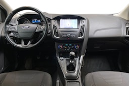 harmaa Ford Focus 2018 kuva 9.