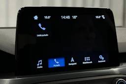 punainen Ford Focus 2019 kuva 18.