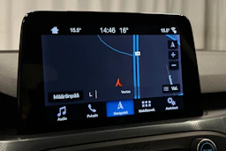 punainen Ford Focus 2019 kuva 19.