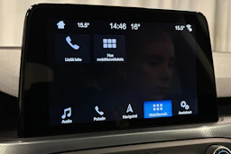 punainen Ford Focus 2019 kuva 20.