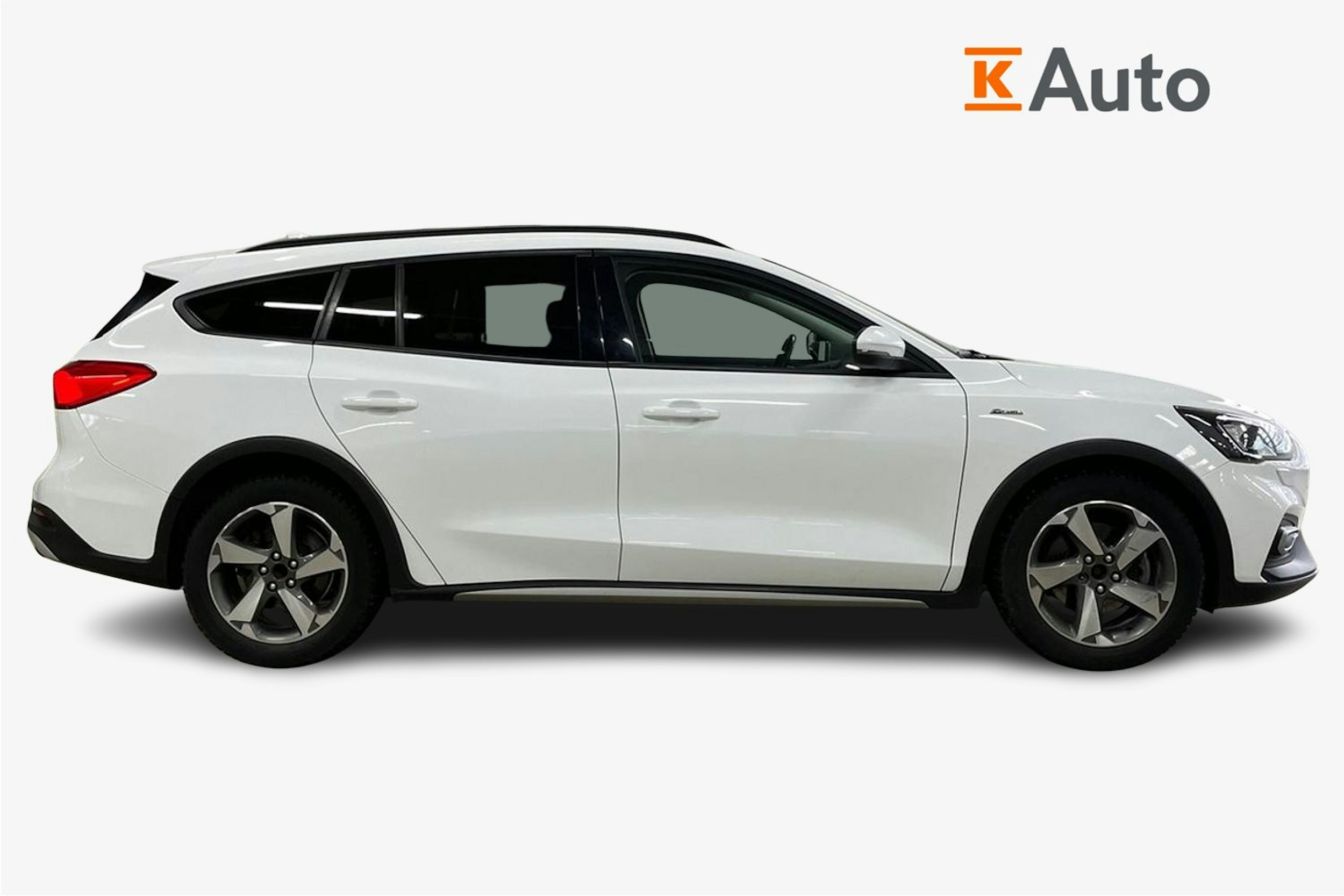 Valkoinen Ford FOCUS 2019 kuva 5.