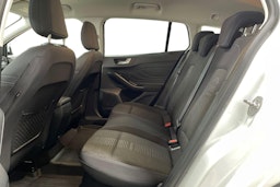 Valkoinen Ford FOCUS 2019 kuva 8.