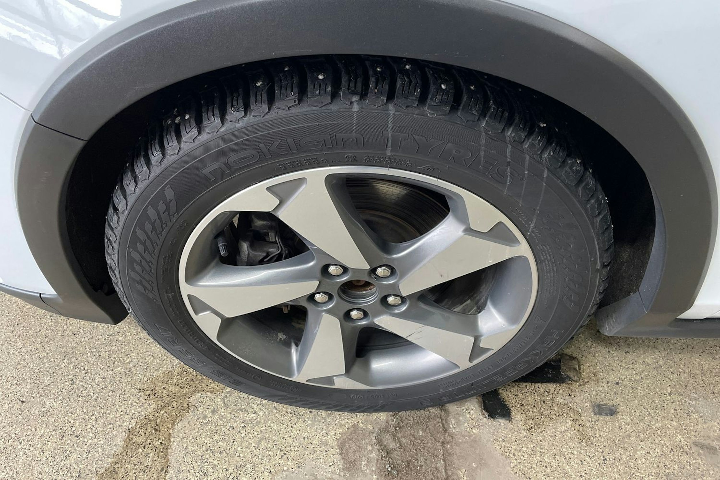 Valkoinen Ford FOCUS 2019 kuva 10.