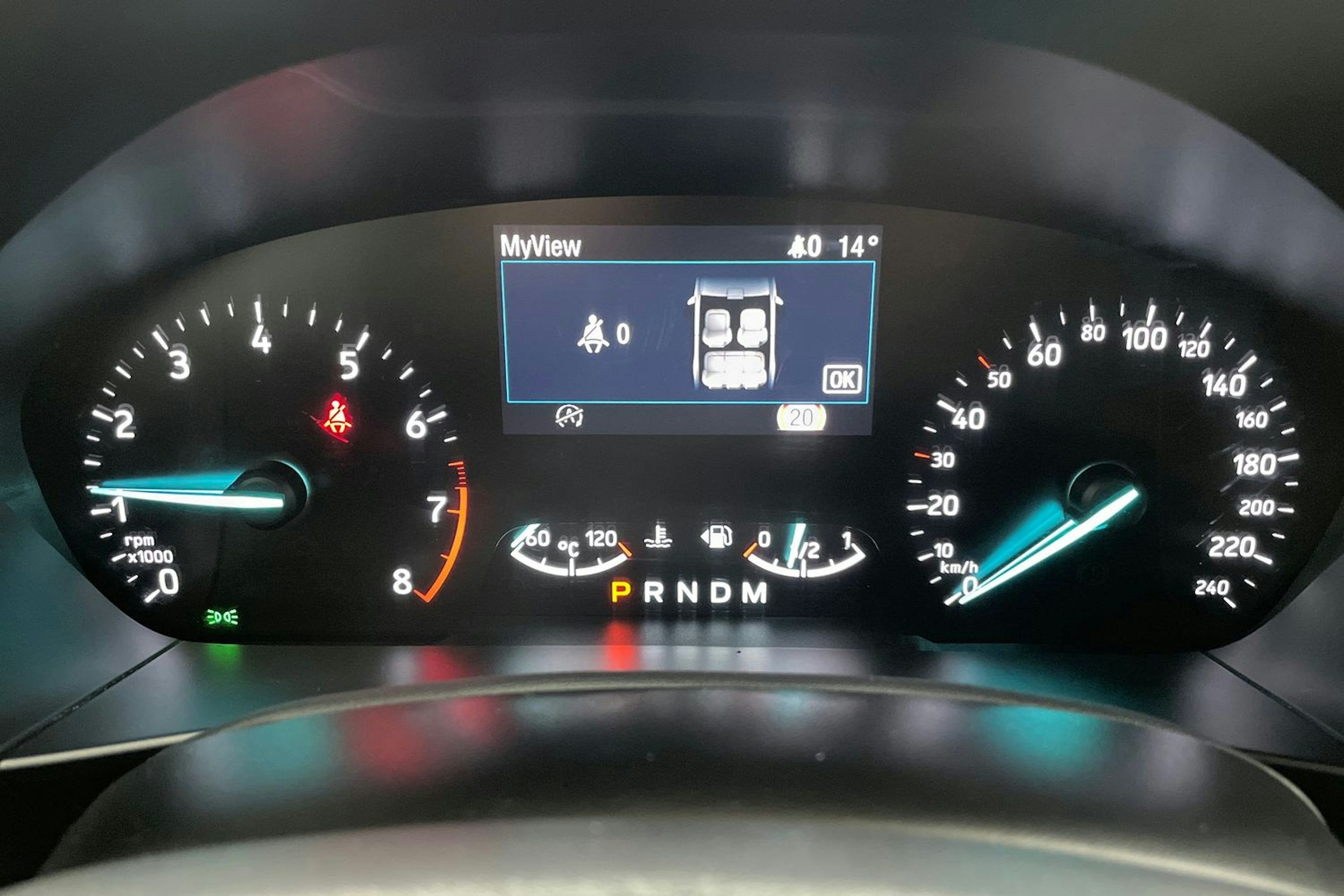 Valkoinen Ford FOCUS 2019 kuva 14.