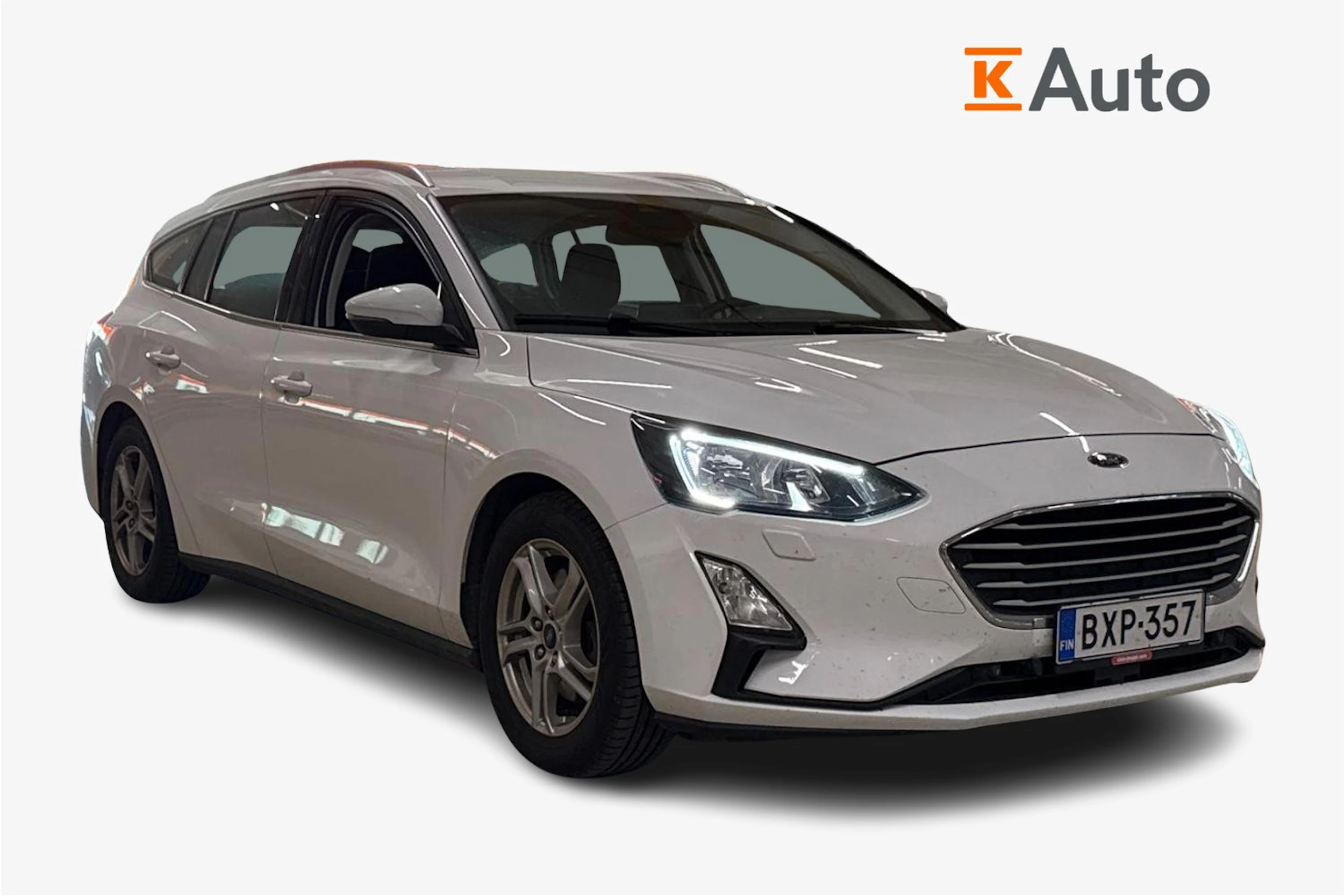 valkoinen Ford Focus 2019 kuva 1.