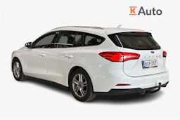 valkoinen Ford Focus 2019 kuva 2.