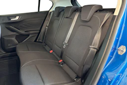 Sininen Ford FOCUS 2019 kuva 8.