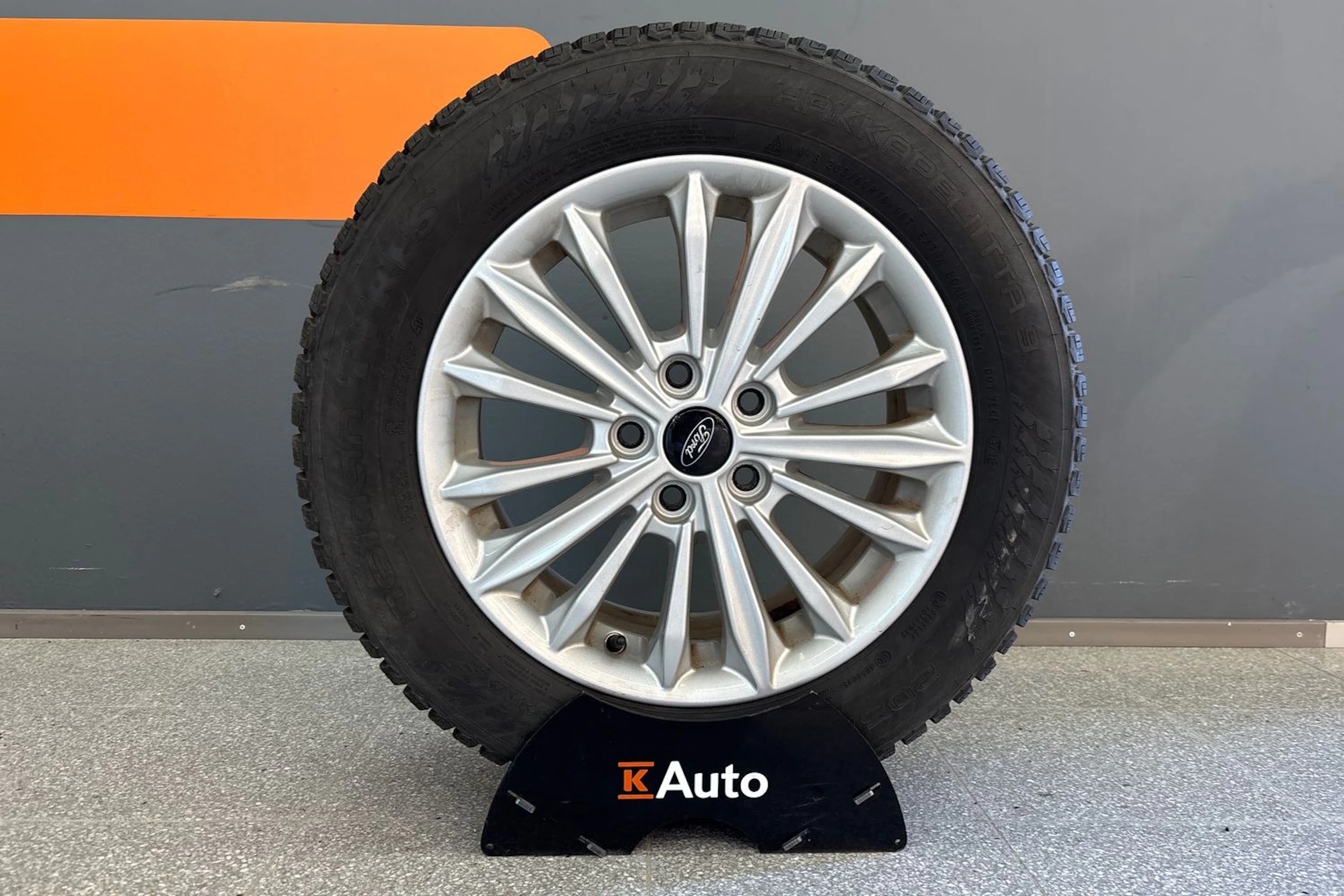 Sininen Ford FOCUS 2019 kuva 11.