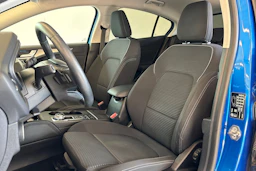 Sininen Ford FOCUS 2019 kuva 21.