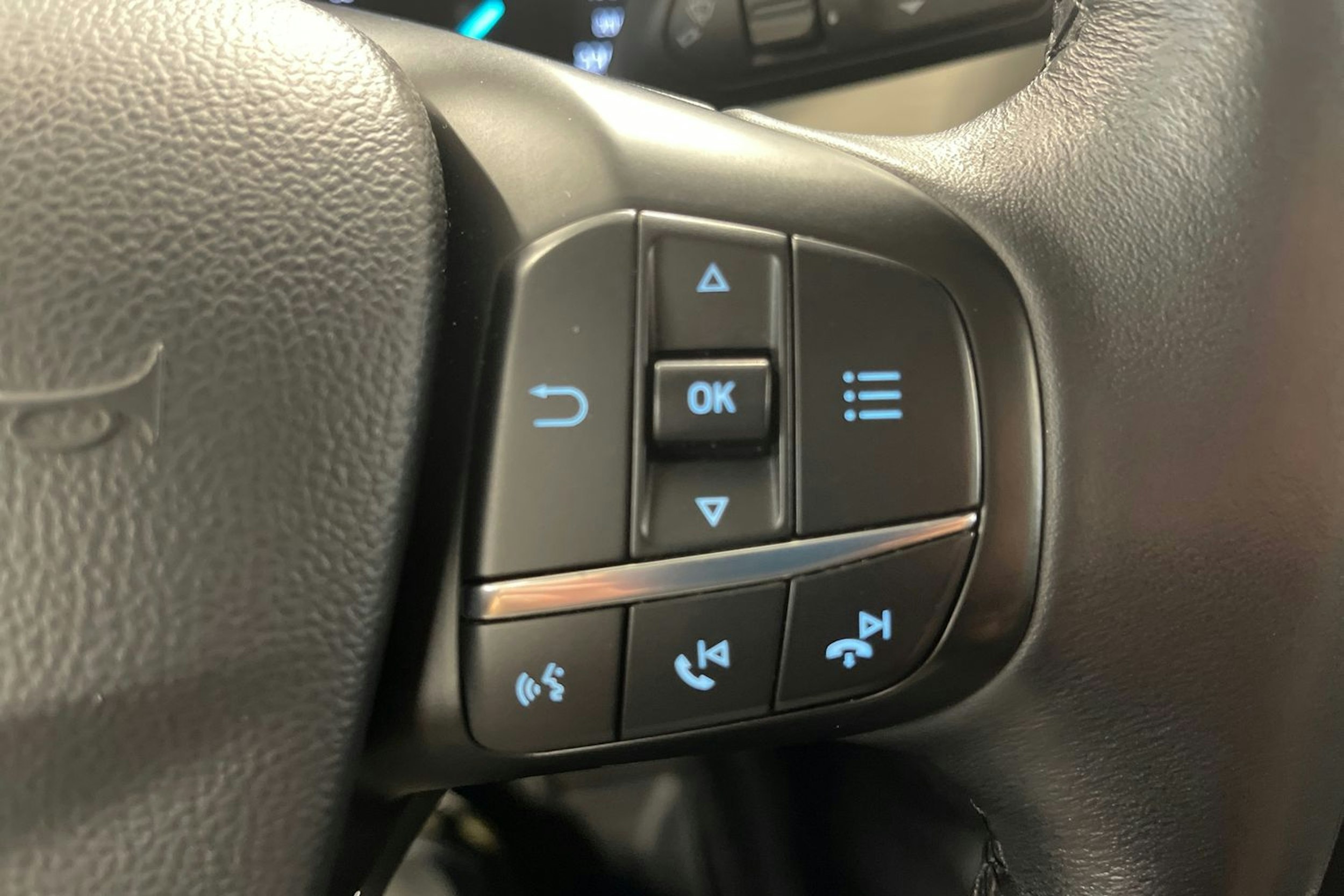 ruskea (beige) Ford Focus 2019 kuva 15.