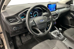 harmaa Ford Focus 2019 kuva 8.