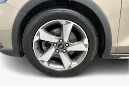 harmaa Ford Focus 2019 kuva 12.