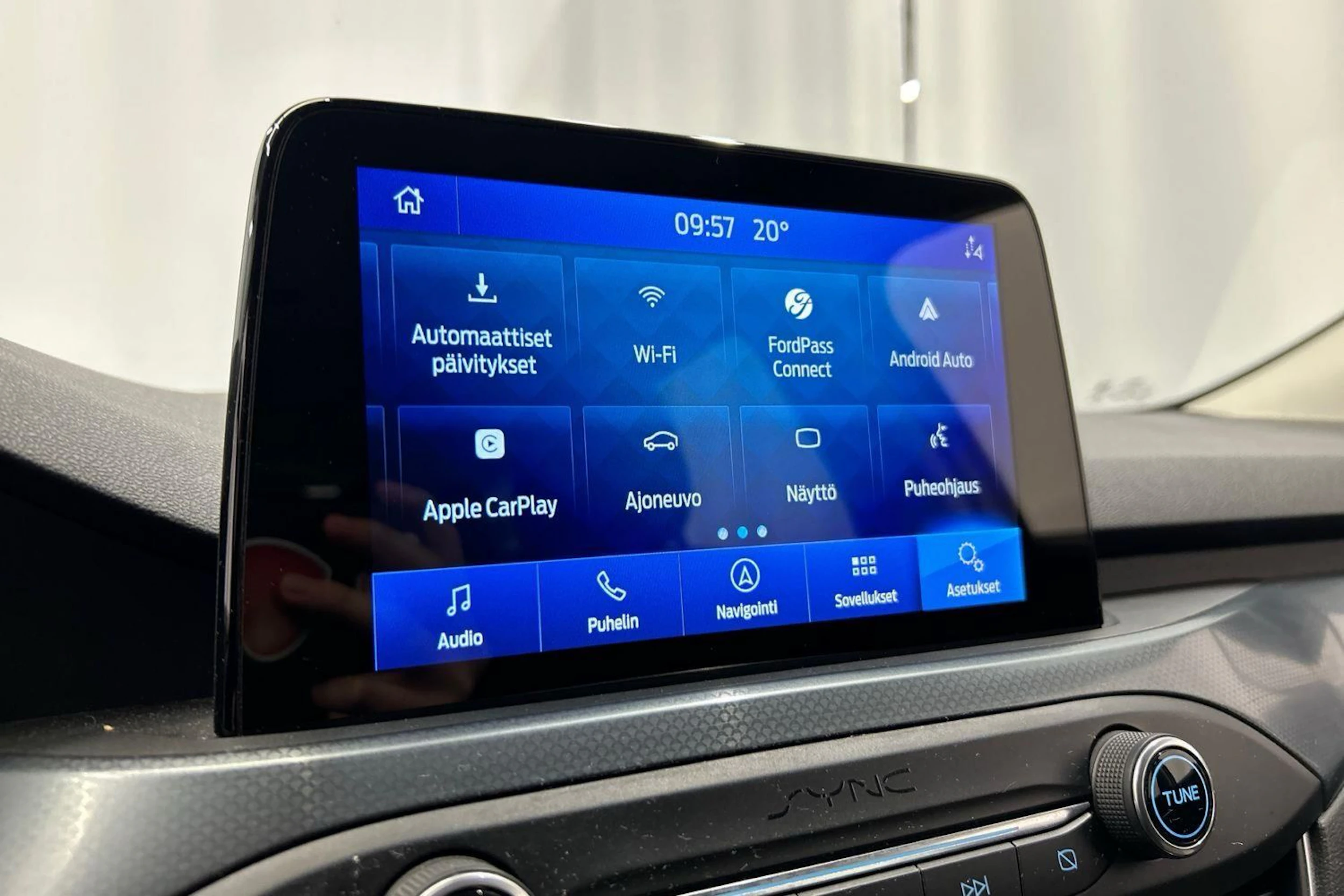 harmaa Ford Focus 2019 kuva 23.