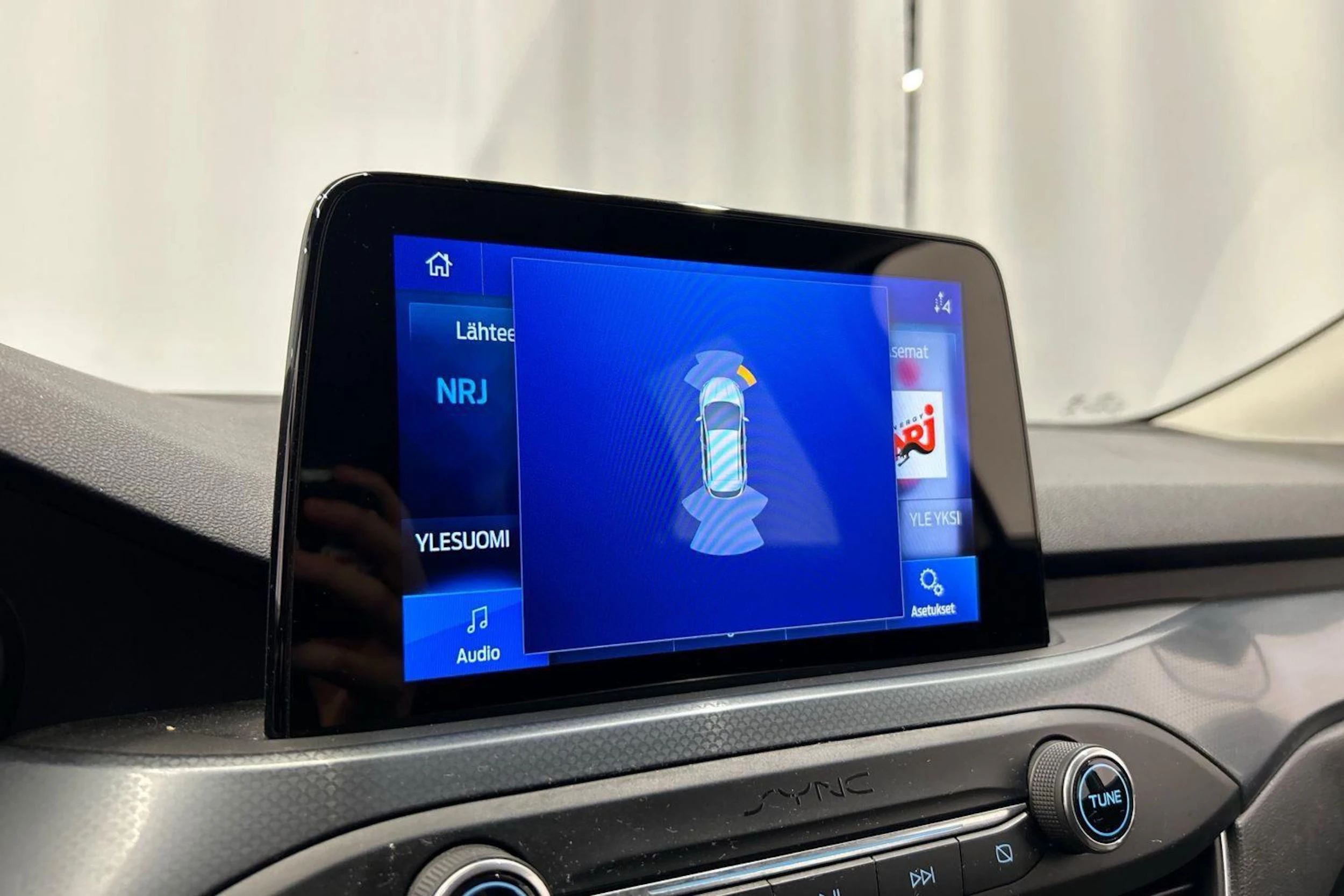 harmaa Ford Focus 2019 kuva 24.