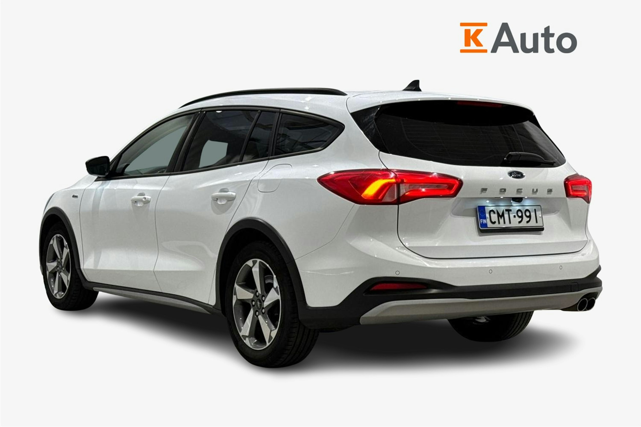 valkoinen Ford Focus 2019 kuva 2.