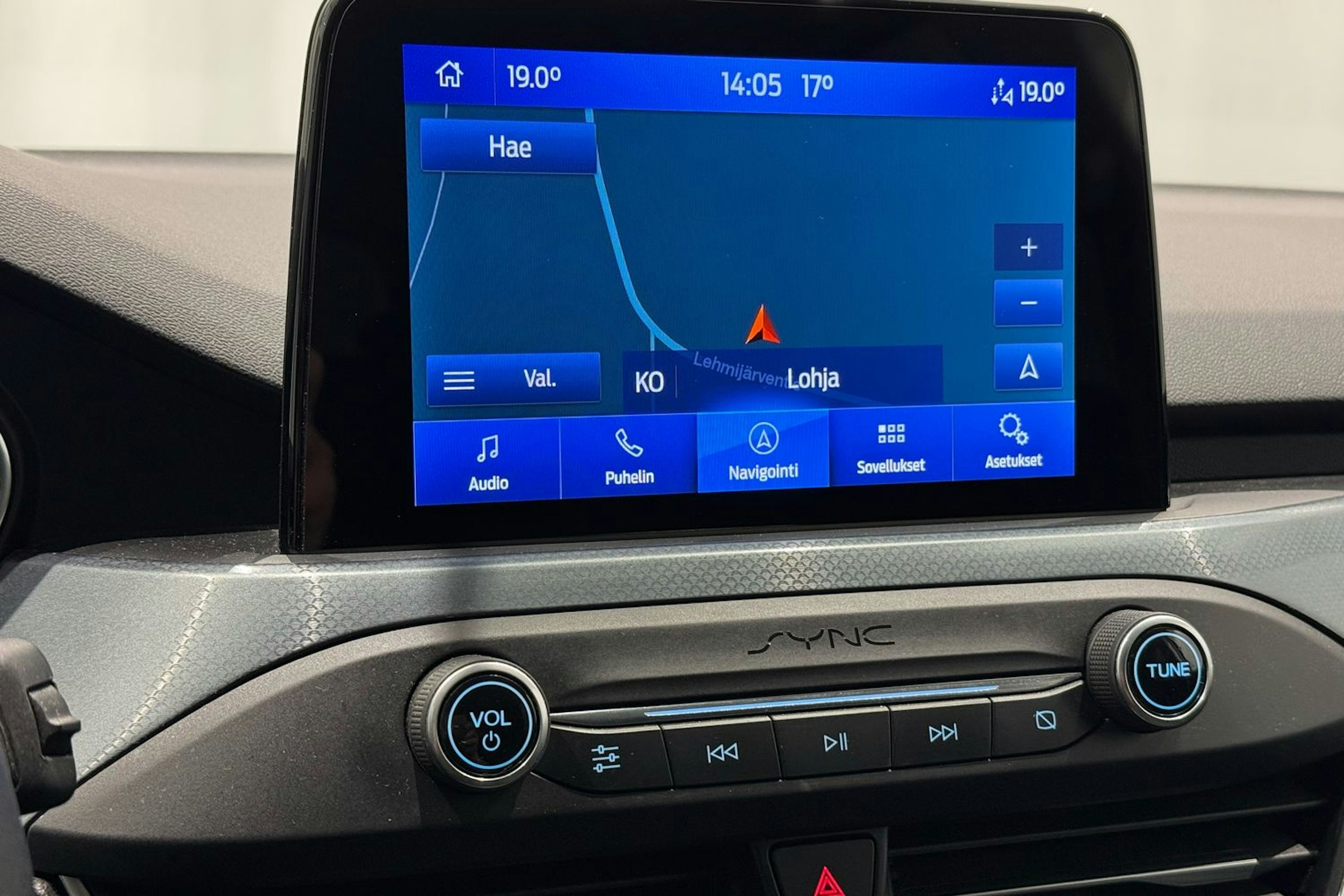valkoinen Ford Focus 2019 kuva 20.