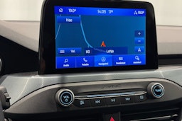 valkoinen Ford Focus 2019 kuva 20.