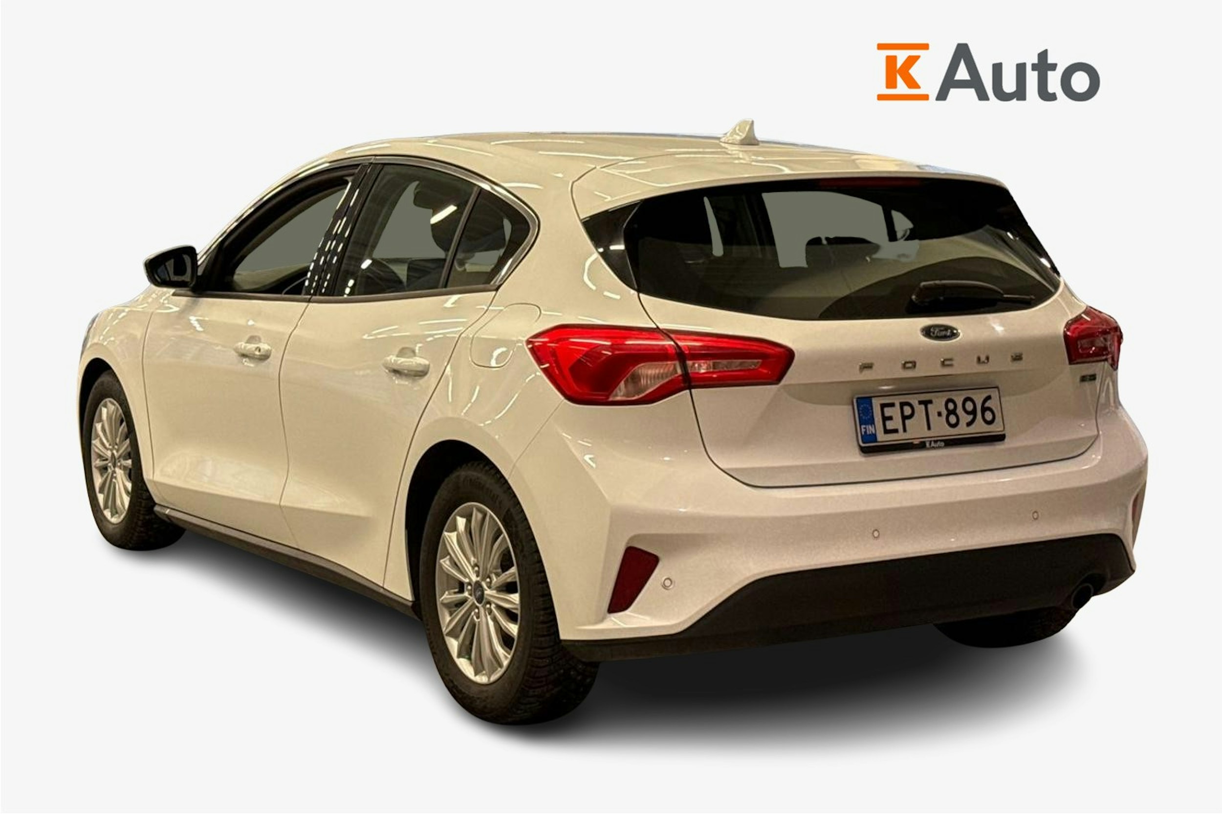 Valkoinen Ford FOCUS 2019 kuva 2.