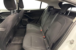Valkoinen Ford FOCUS 2019 kuva 10.