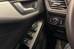 Valkoinen Ford FOCUS 2019 kuva 17.