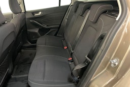 Harmaa Ford FOCUS 2019 kuva 10.