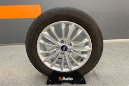 Harmaa Ford FOCUS 2019 kuva 13.