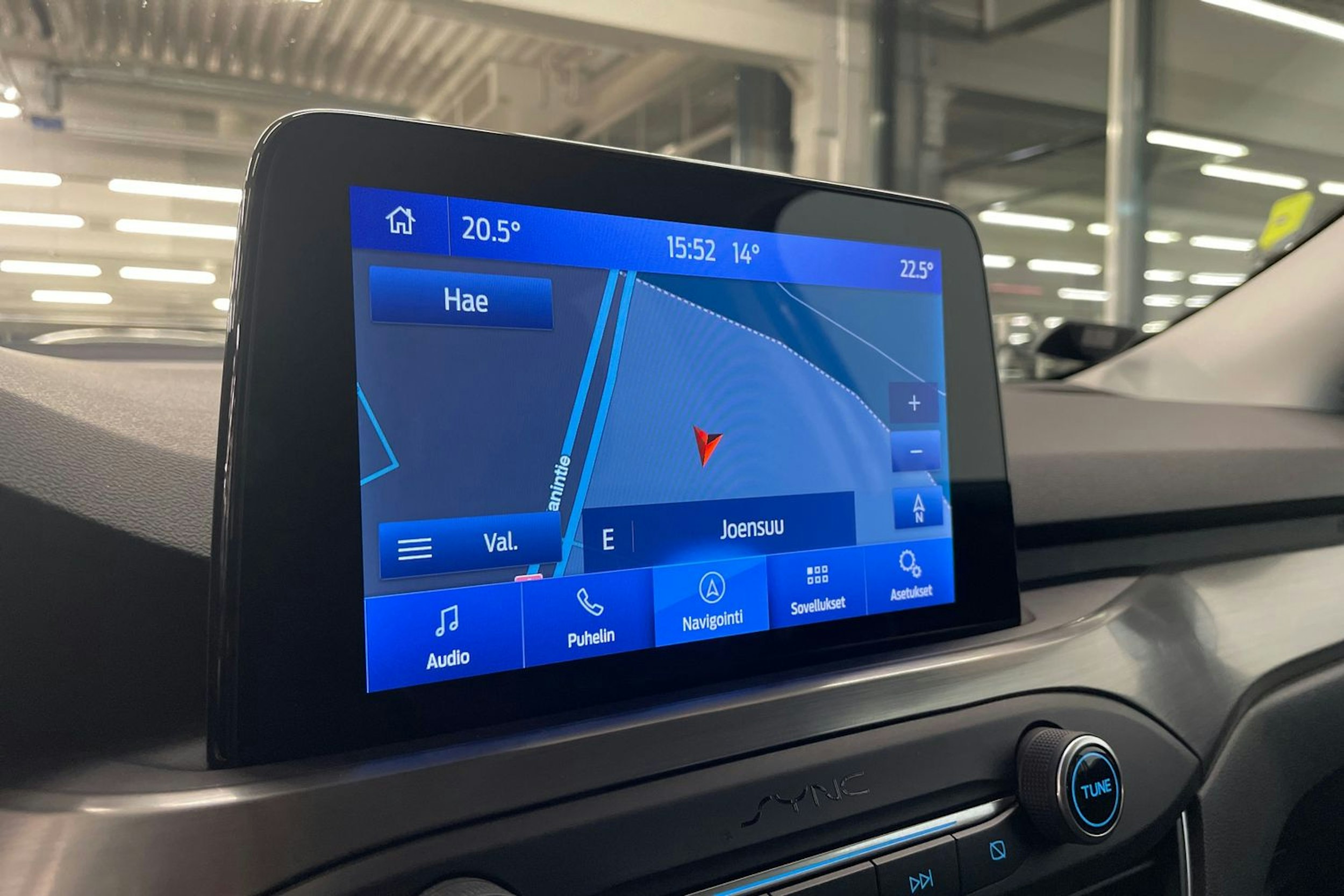 Harmaa Ford FOCUS 2019 kuva 22.