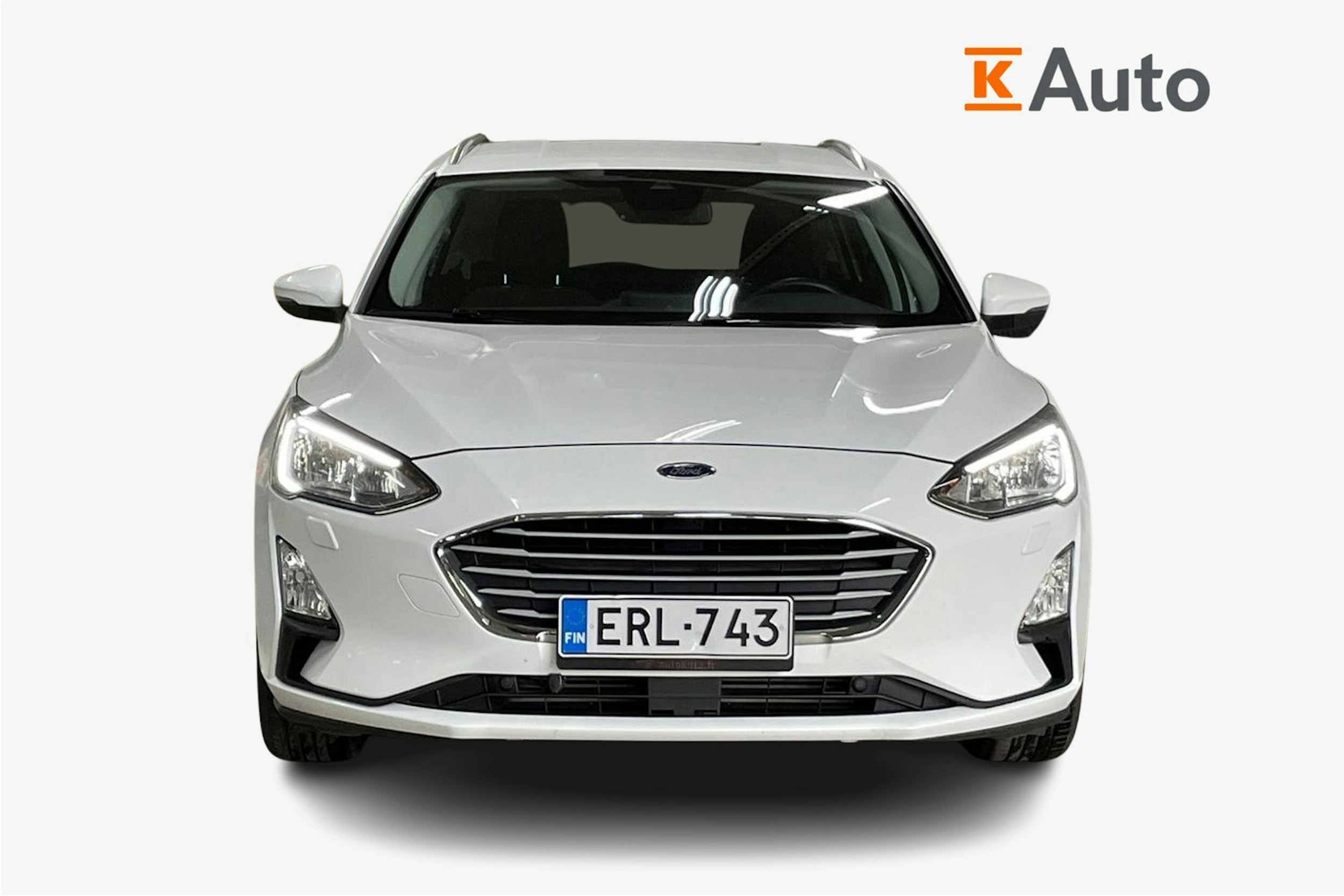 valkoinen Ford Focus 2019 kuva 5.