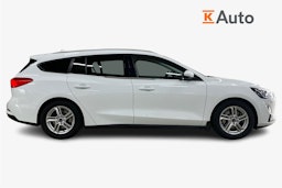 valkoinen Ford Focus 2019 kuva 6.