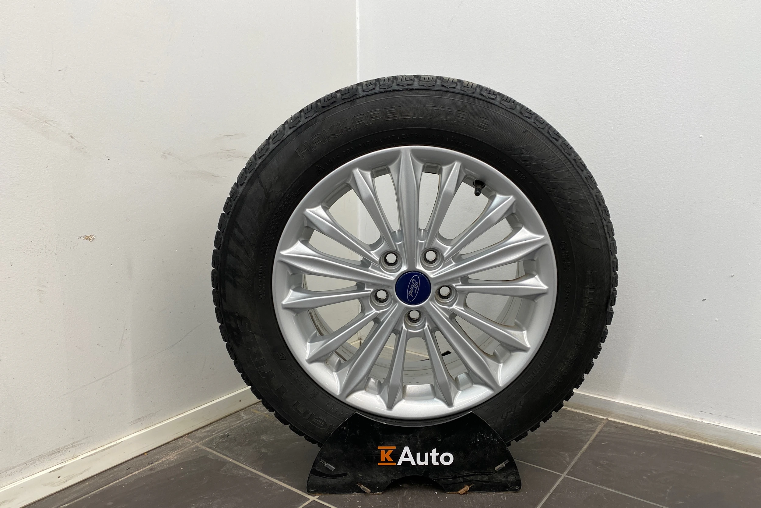 harmaa Ford Focus 2019 kuva 20.