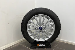 harmaa Ford Focus 2019 kuva 20.