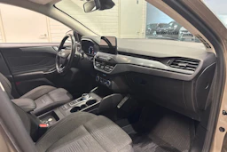 harmaa Ford Focus 2019 kuva 17.