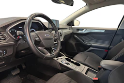 Sininen Ford FOCUS 2019 kuva 6.