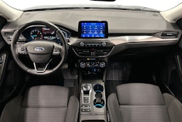 sininen Ford Focus 2019 kuva 9.