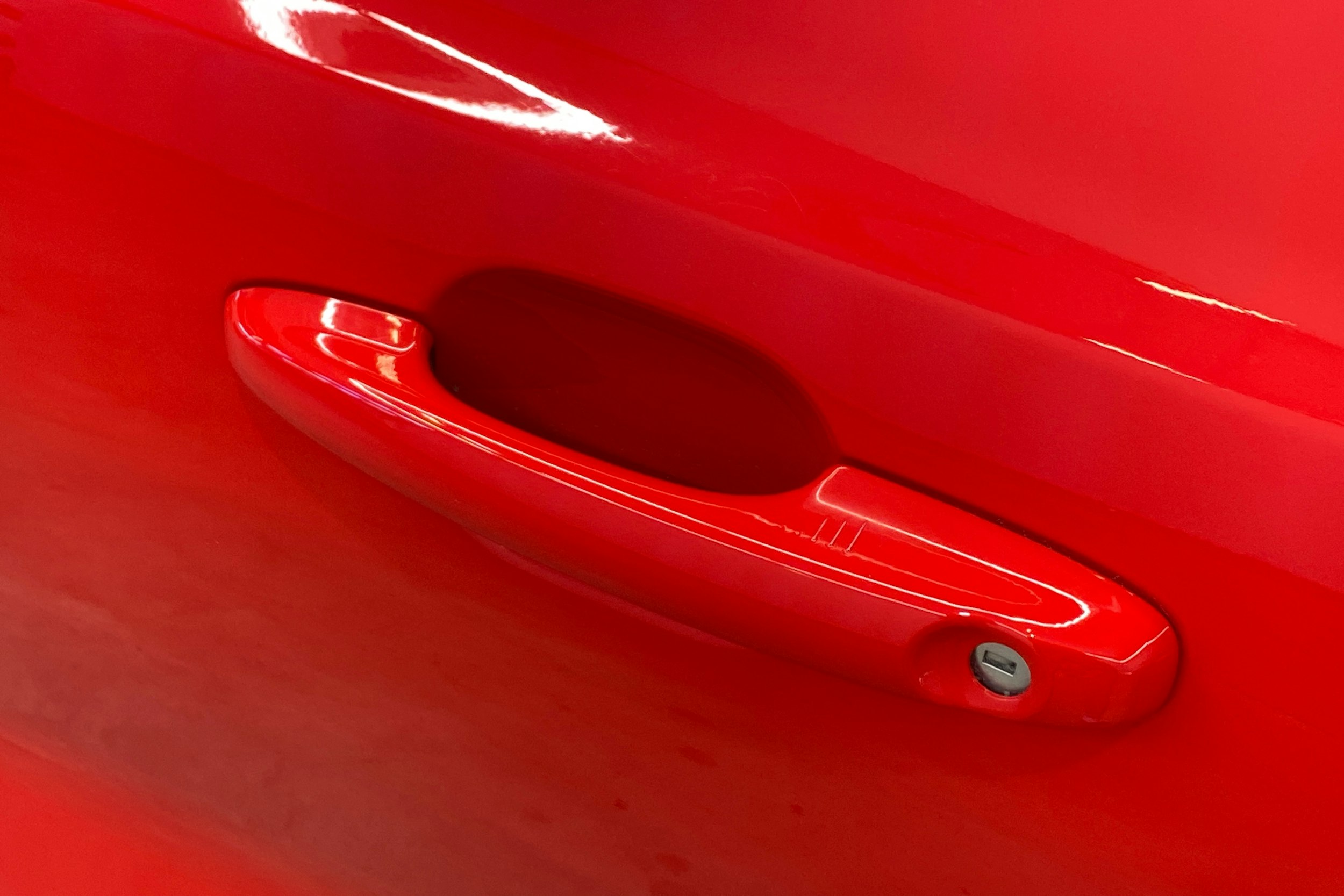 punainen Ford Focus 2019 kuva 32.