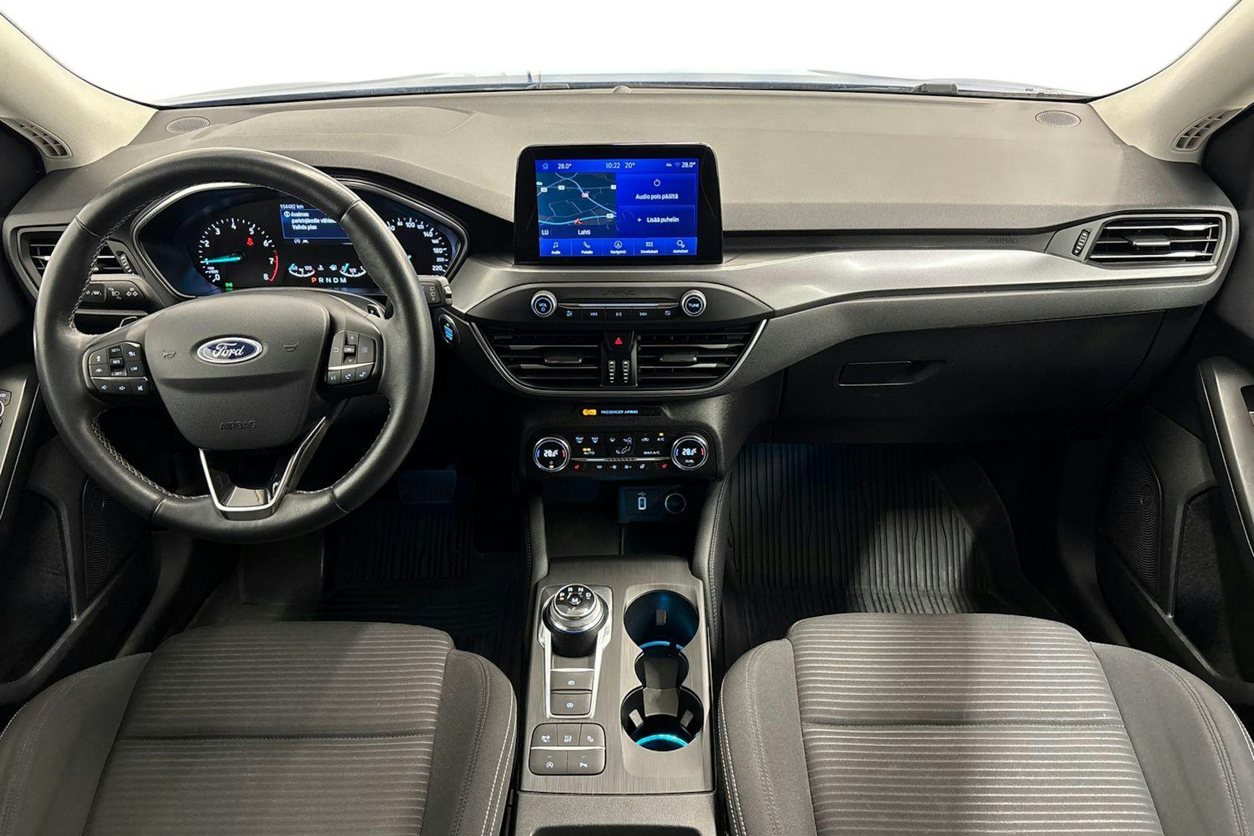 sininen Ford Focus 2019 kuva 9.