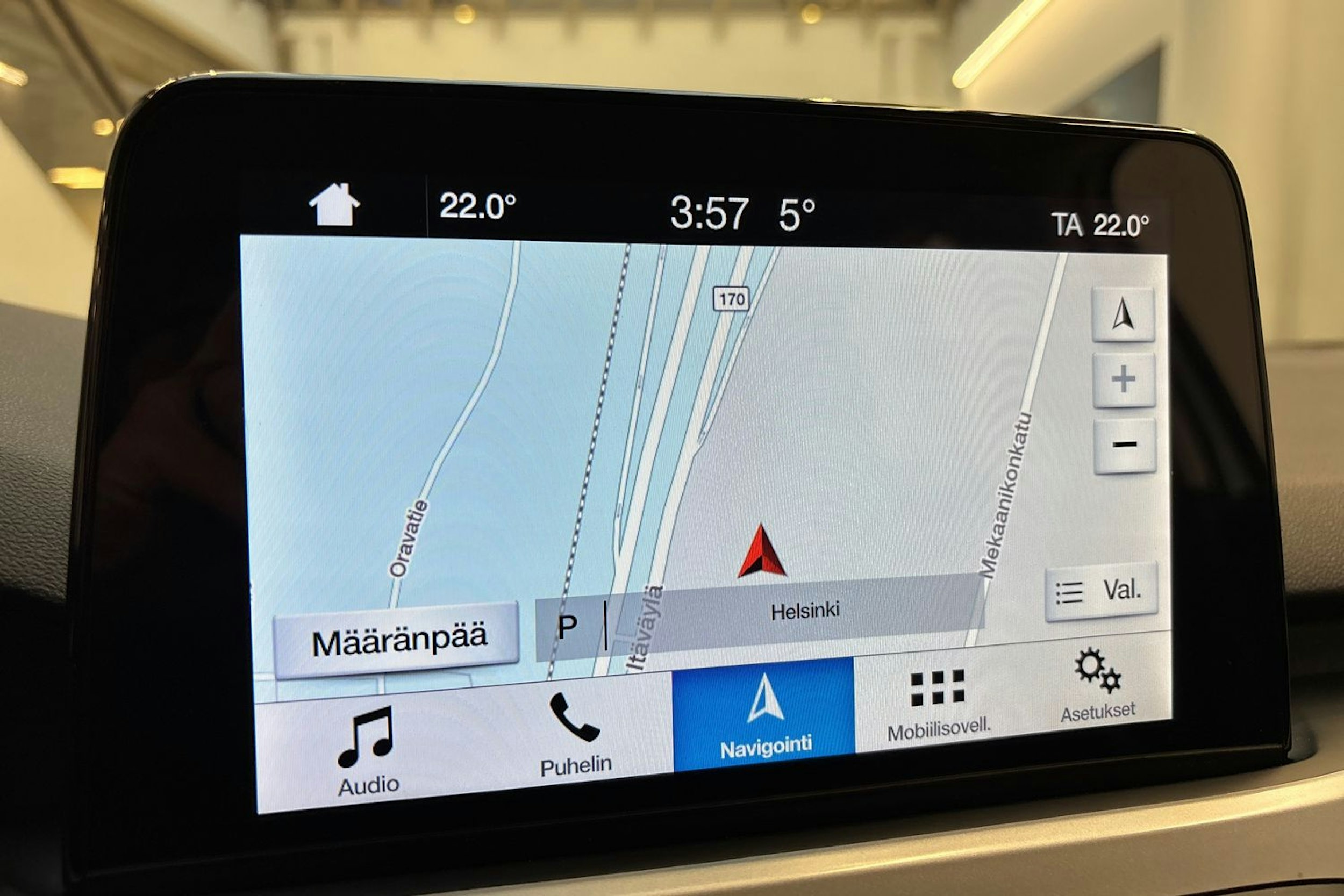 valkoinen Ford Focus 2019 kuva 20.