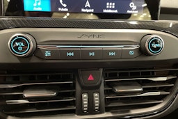 musta Ford Focus 2019 kuva 29.