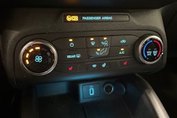 musta Ford Focus 2019 kuva 30.